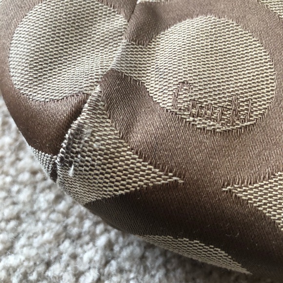 coach !!!!! - Picture 5 of 6